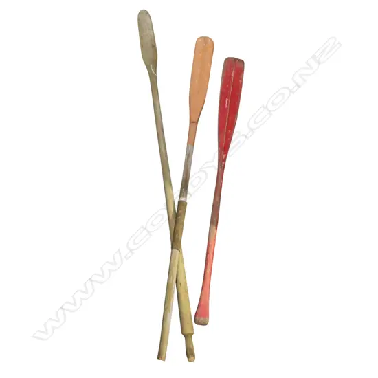 3 WOODEN OARS L.2040mm