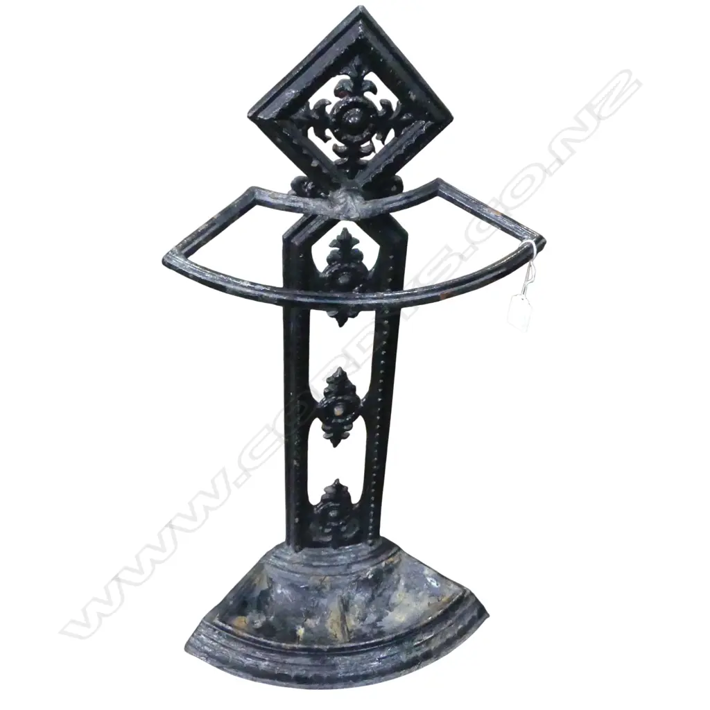 BLACK PAINTED CAST IRON UMBRELLA STAND H.725mm Image 1++