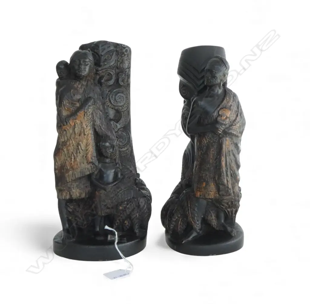 2 MAORI WAX CANDLES H.320mm wahine & tane Image 1++
