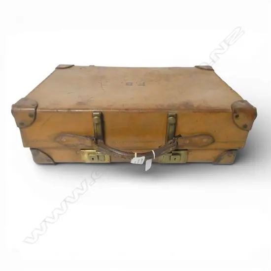 VINTAGE HIDE LEATHER SUITCASE BRASS FITTINGS H370 L550MM