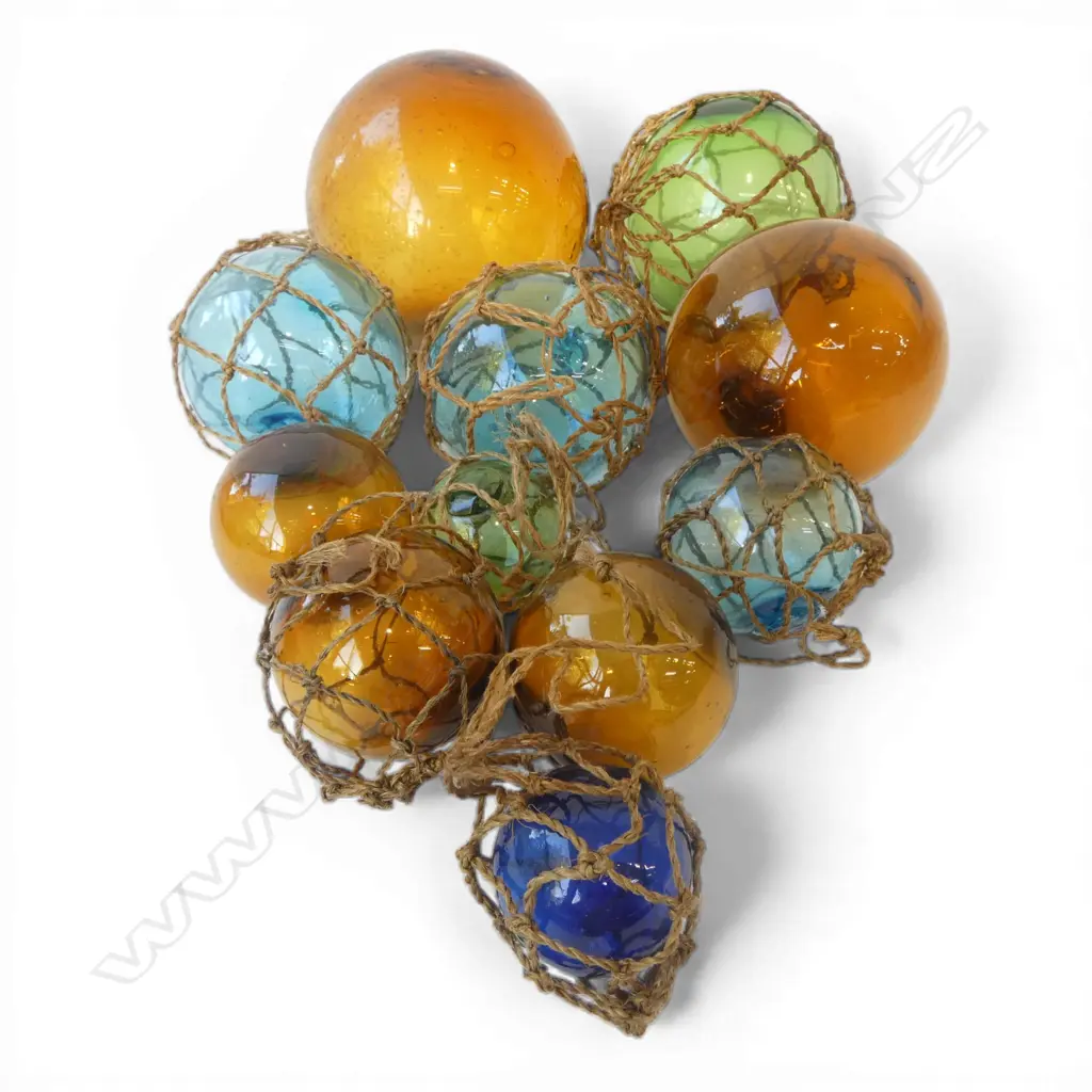 11 JAPANESE GLASS FLOATS OF VARIOUS SIZES some with netting  Image 1++