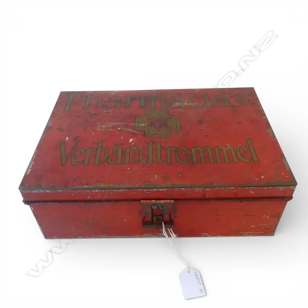 WW1 FIRST AID TIN Image 1++