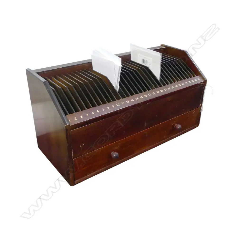 WOODEN LETTER RACK / DESK TIDY W.430mm Image 1++