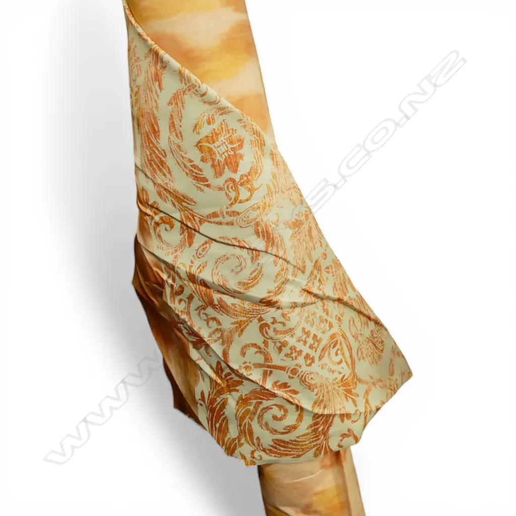 BOLT OF FABRIC Image 1++