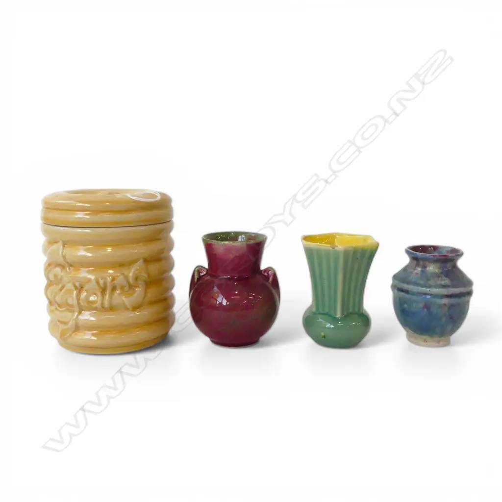 CROWN LYNN 'CIGARS' LIDDED CONTAINER H.140mm + 3 SMALL VASES 1 w. rim AF Image 1++