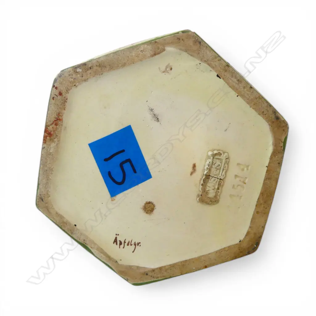 2 VASES; WS&S H.235mm AF, RADFORD H.215mm Image 1++