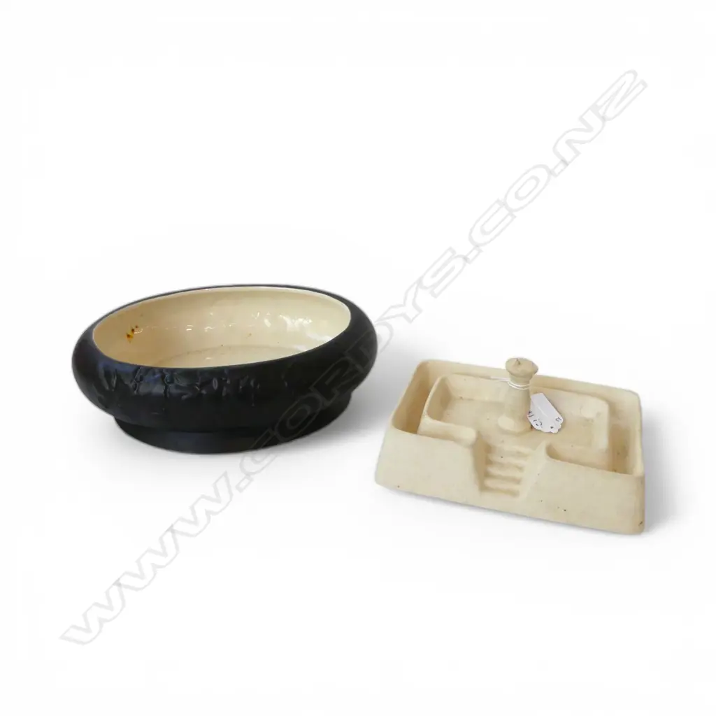 2 PCES TITIAN WARE; SUNDIAL DISH AF, BOWL W.240mm Image 1++