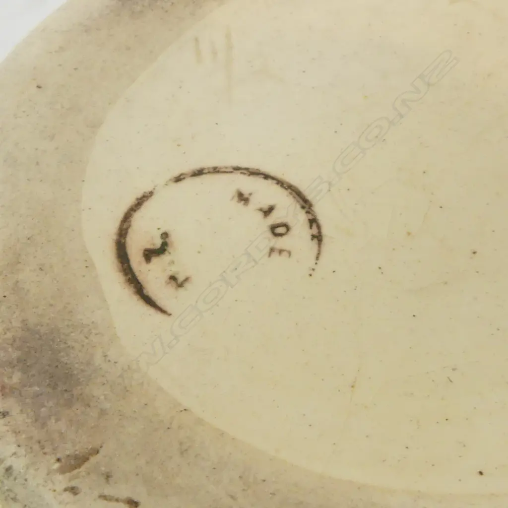 AMBRICO / EARLY CROWN LYNN GREEN GLAZED BOWL & VASE (tiny rim chip) H.150mm Image 1++