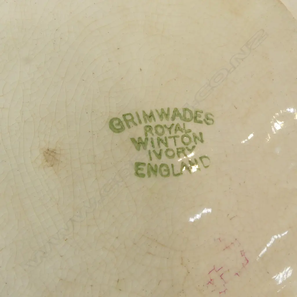 3 CABBAGE WARE COMPORTS 235mm dia + 4 SIDE PLATES  Image 1++