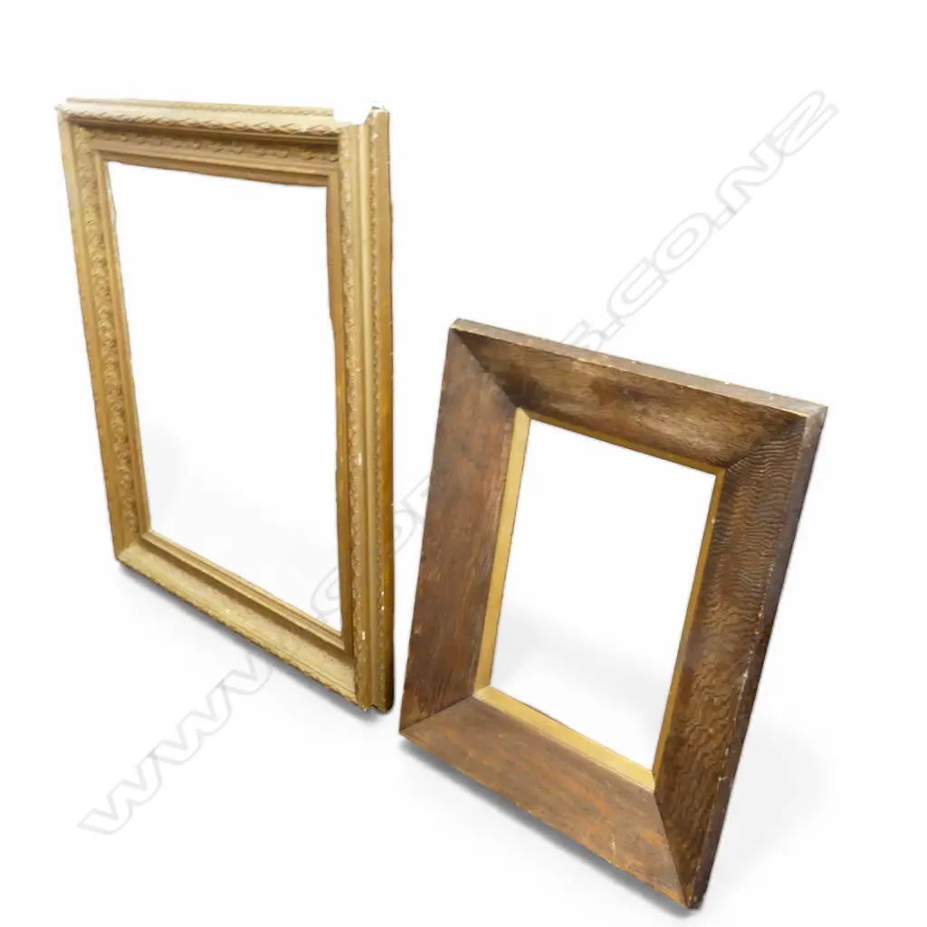 2 EMPTY ART FRAMES Image 1++
