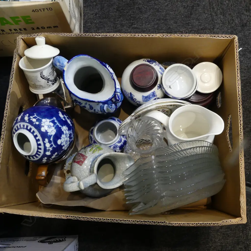 ASST. B/W CHINA, GLASS, etc Image 1++