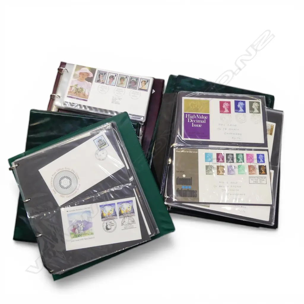 4 STAMP ALBUMS FIRST DAY COVERS Image 1++