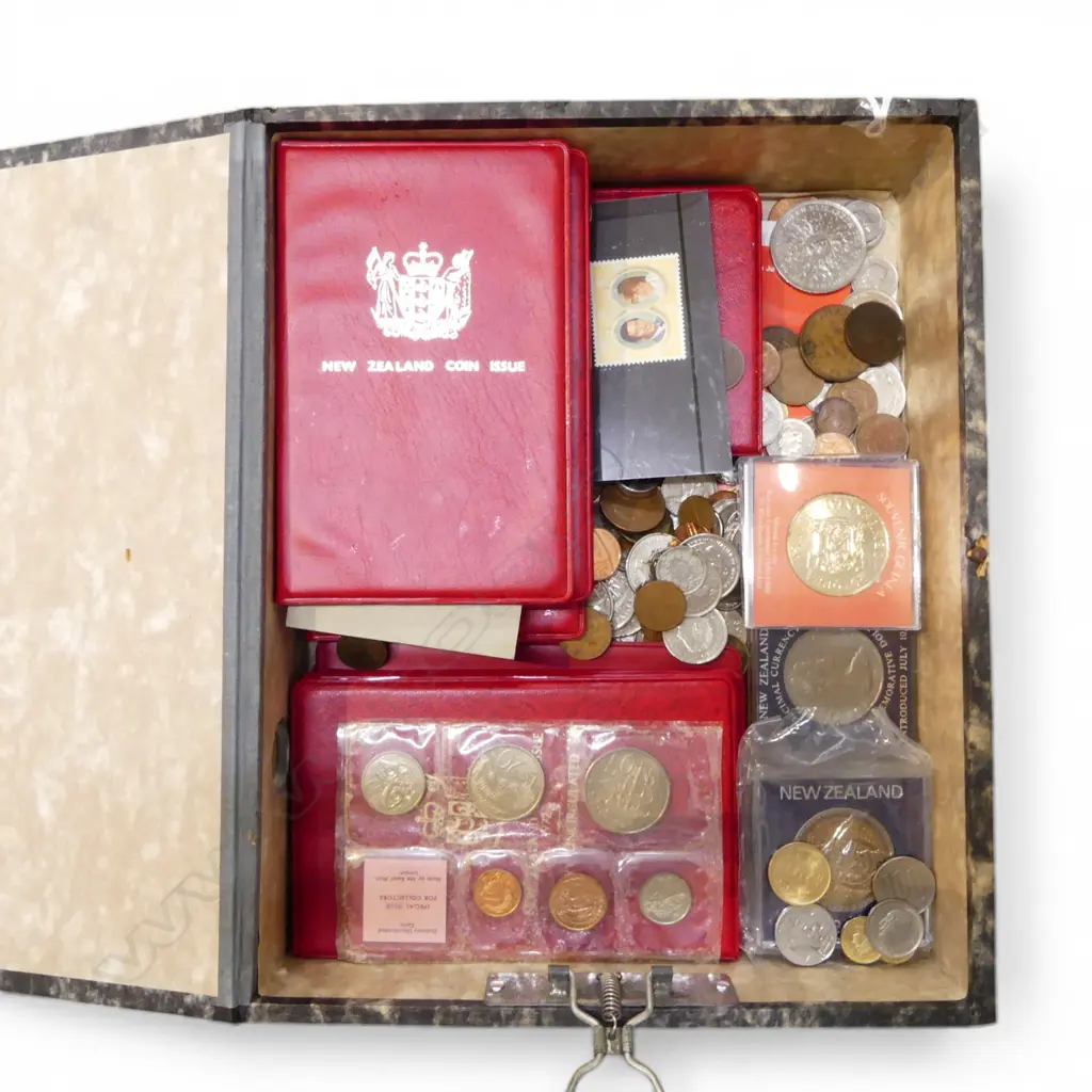 MIXED COIN COLLECTION Image 1++