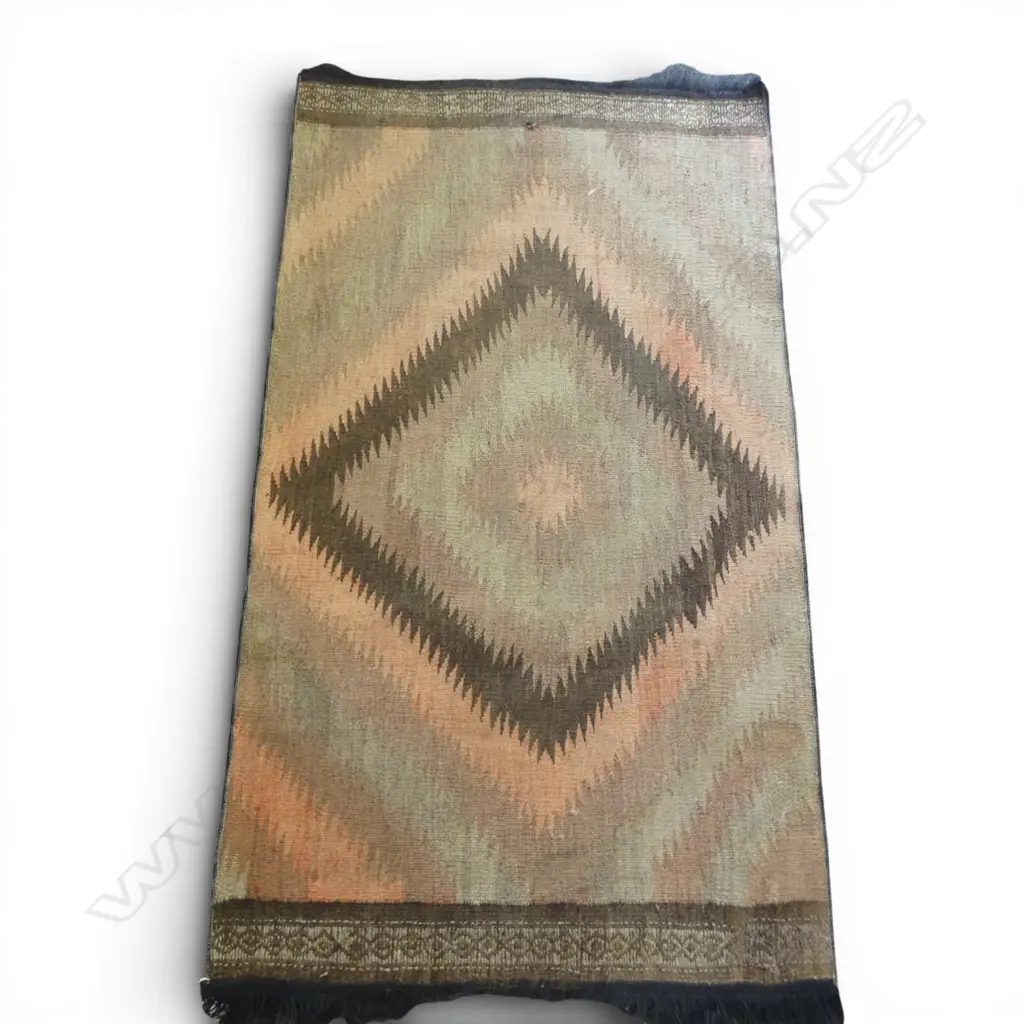 KILIM RUG Image 1++