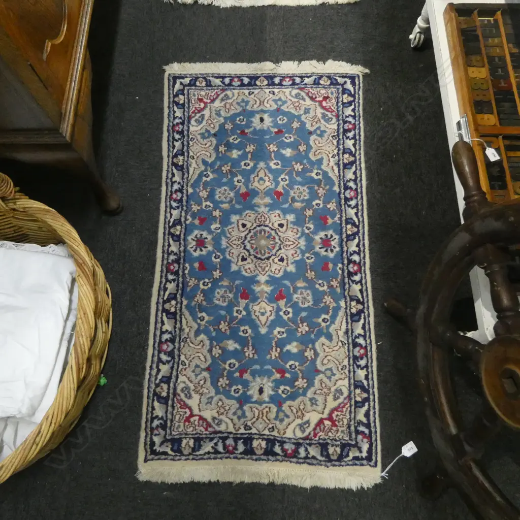 HAND KNOTTED WOOL PILE RUG cetral medallion on blue ground Image 1++
