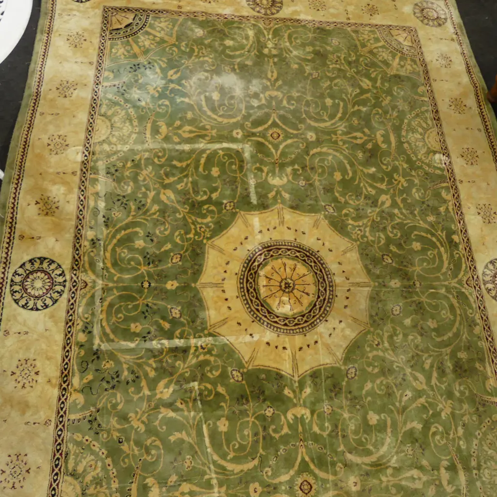 LG MACHINED SILK STYLE RUG; GREEN TONES 3000x1810mm Image 1++