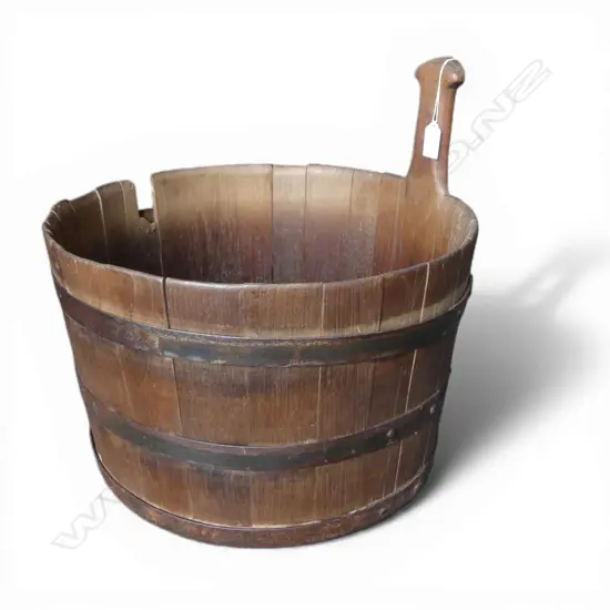 19tHC COOPERED OAK COUNTRY BARREL FORM BIN raised handle. Small fault. Dia.400mm