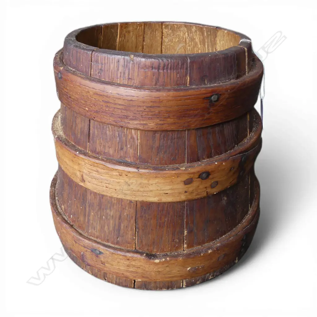 19thC COUNTRY COPPERED OAK WOOD BOUND TAPERED BUCKET H.245mm Image 1++