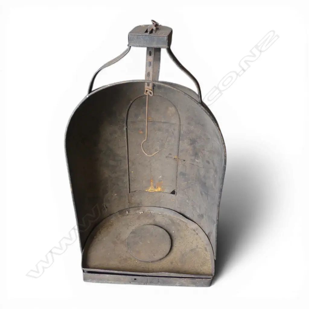 19thC metal fireplace hastener / Dutch oven / meat roaster. For cooking meat in front of open fire. H.900mm Image 1++