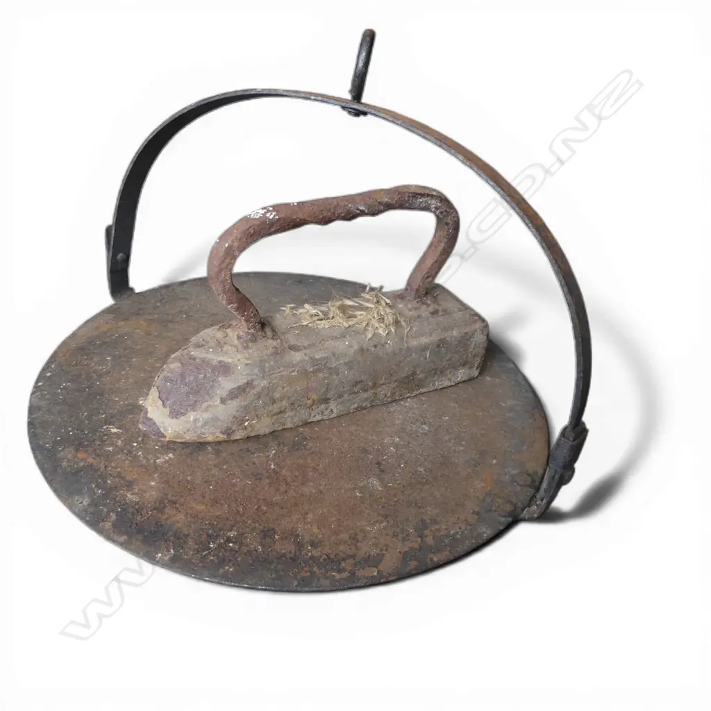 OLD CAST IRON GRIDDLE + 'SAD' IRON / TAILOR'S GOOSE.  Provenance: Ex. estate of Adrian Michael Garrett. Kerikeri Image 1++