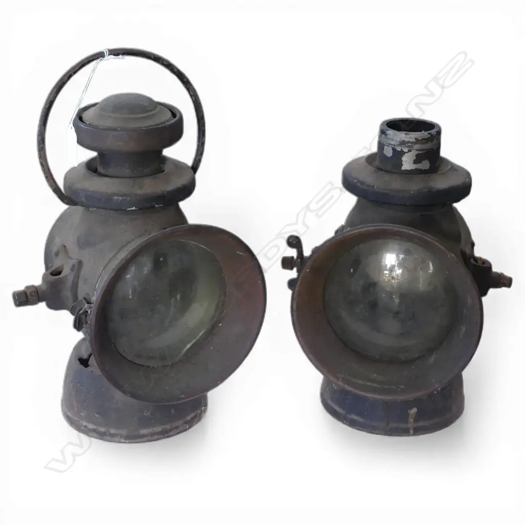 PR ANTIQUE EARLY MOTOR VEHICLE LAMPS one top missing Image 1++