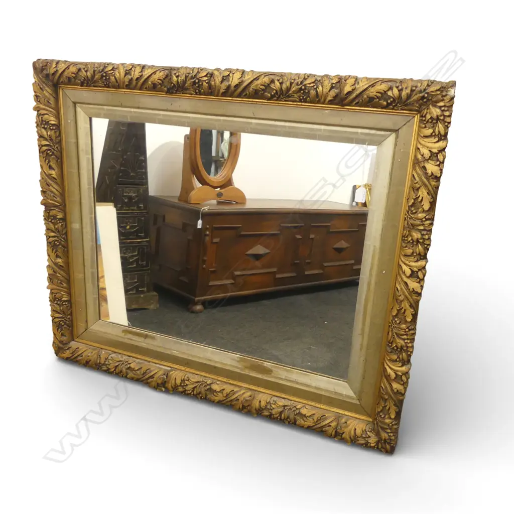 LG GILT FRAMED MIRROR 960x1140mm Image 1++