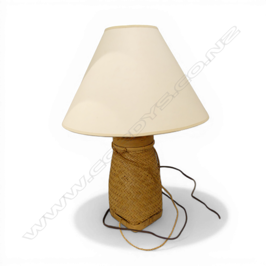 TABLE LAMP w. WOVEN CANE CONTAINER BASE H.650mm american plug