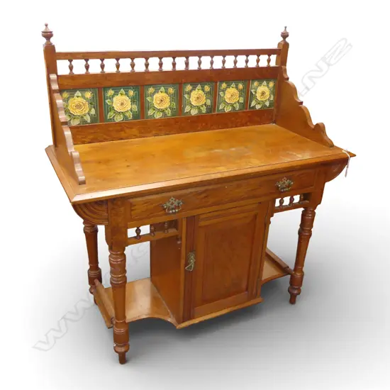 COLONIAL KAURI TILE BACK WASHSTAND 1140x510x1215mm