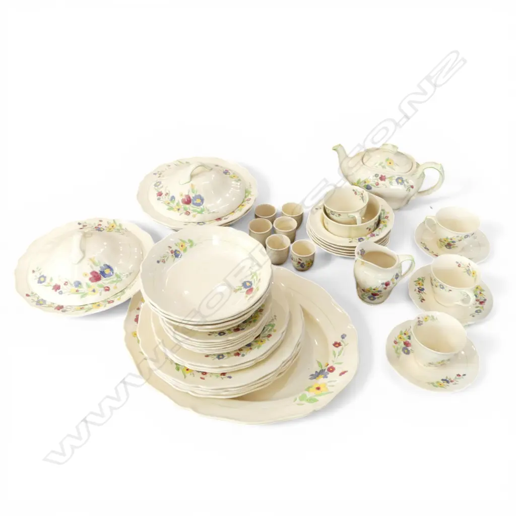 PART R/DOULTON HADLEY PAT TEA & DINNER SERVICE Image 1++