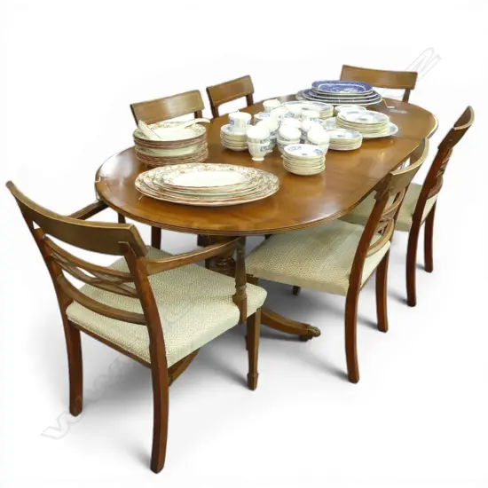 MAHOGANY D END DINING TABLE w. LEAF & 6 DINING CHAIRS 