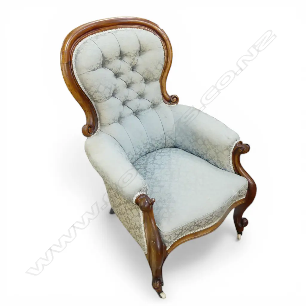VICT WALNUT GRANDFATHER CHAIR GREY  BROCADE FABRIC Image 1++