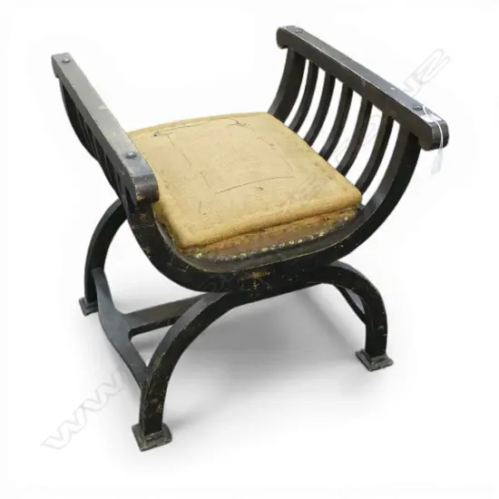 VINTAGE X-FRAME CHAIR