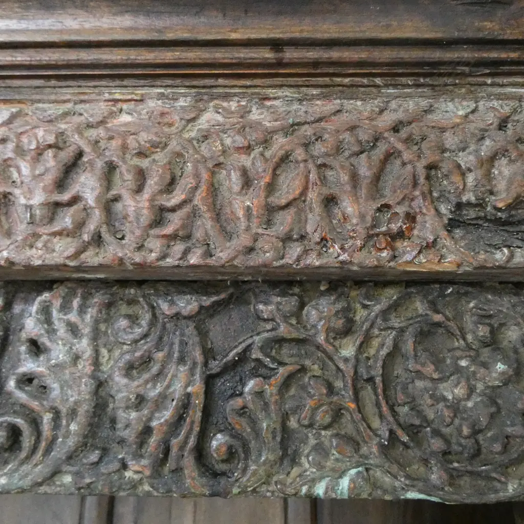 ANTIQUE CARVED SOLID WOOD INDIAN DOOR FRAME WITH FITTED SHELVES 1450x570x2120mm Image 1++