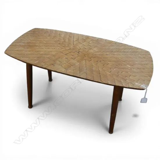 RETRO TABLE w. MATCHSTICK TOP W.805mm