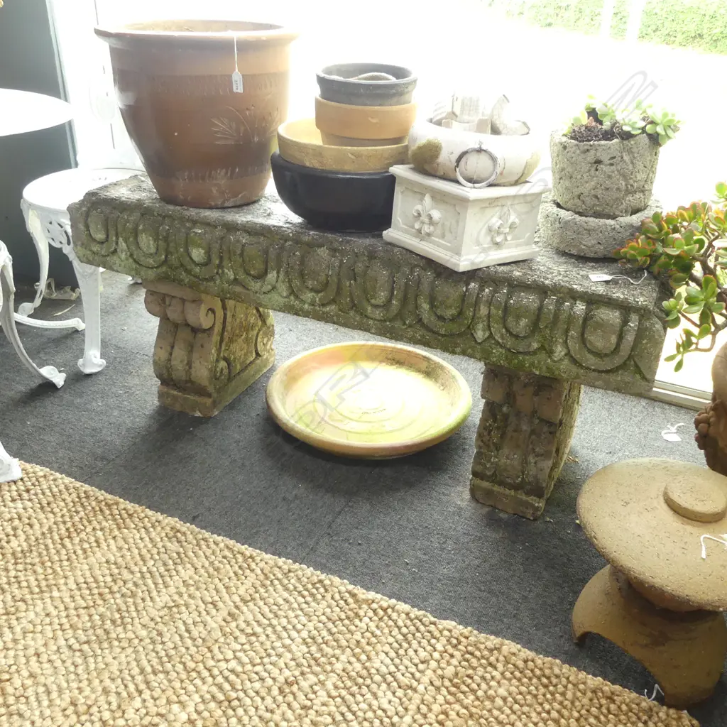 VINTAGE HEAVY CLASSICAL CONCRETE BENCH SCROLL SUPPORTS W.1190mm minor chips Image 1++