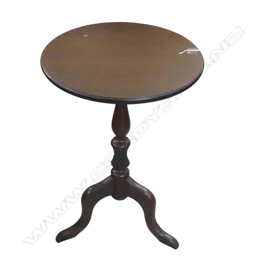 MAHOGANY WINE TABLE H.565mm, 395mm dia Image 1++