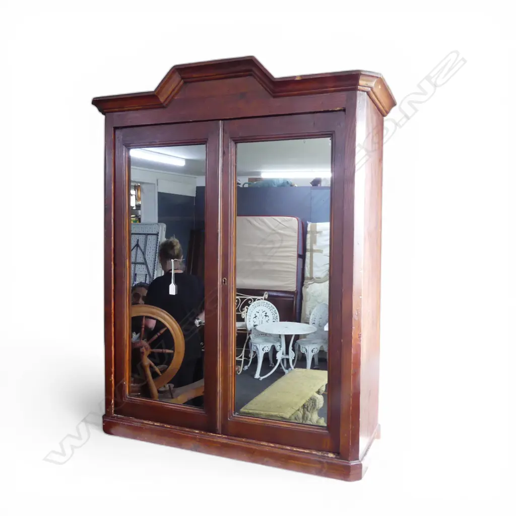 ANTIQUE MIRRORED CABINET 980x390x1210mm Image 1++