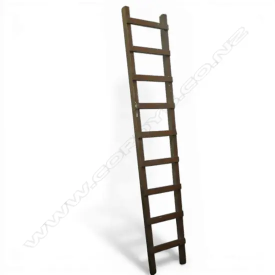 WOODEN LADDER H.2650mm