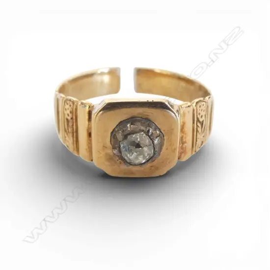 ANTIQUE GOLD & antique old European cut DIAMOND RING testing 16ct gold 3.6gms SIZE S