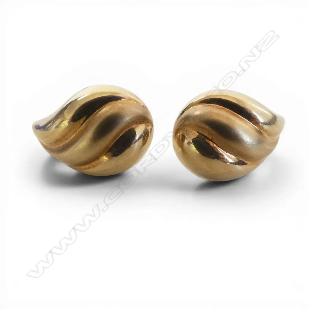 PR 9ct TWO TONE EAR STUDS,1.8gm Image 1++