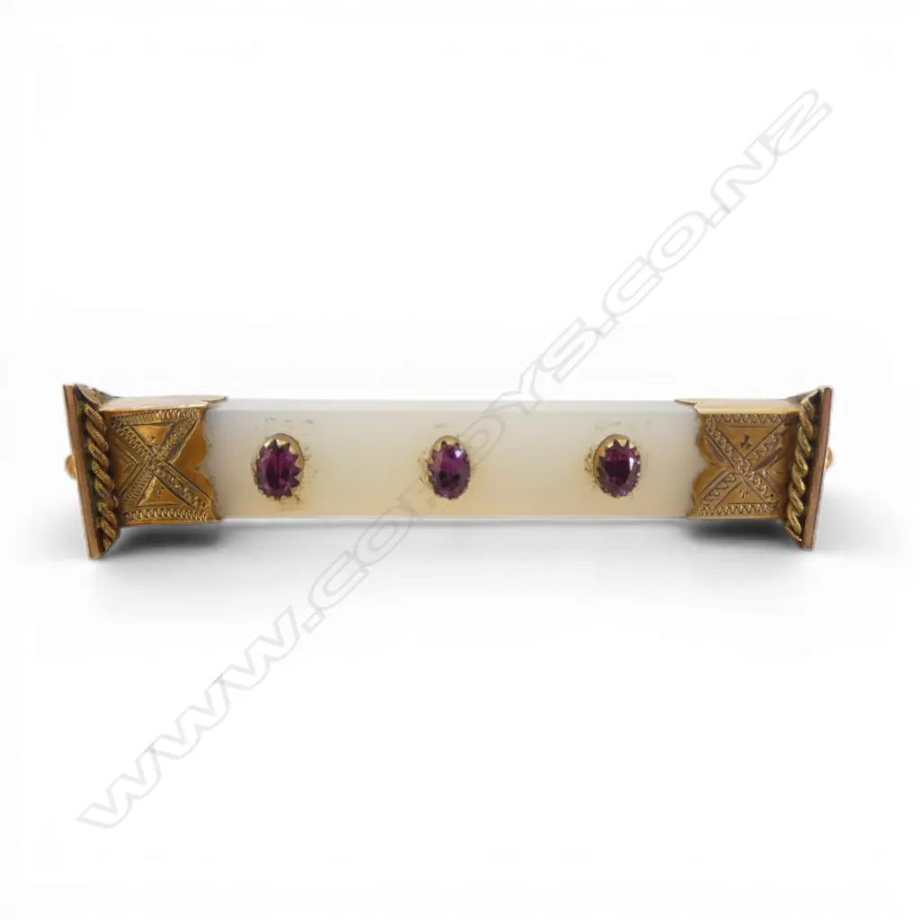 VICTORIAN 9ct GOLD, WHITE AGATE & AMETHYST BAR BROOCH W.55mm Image 1++