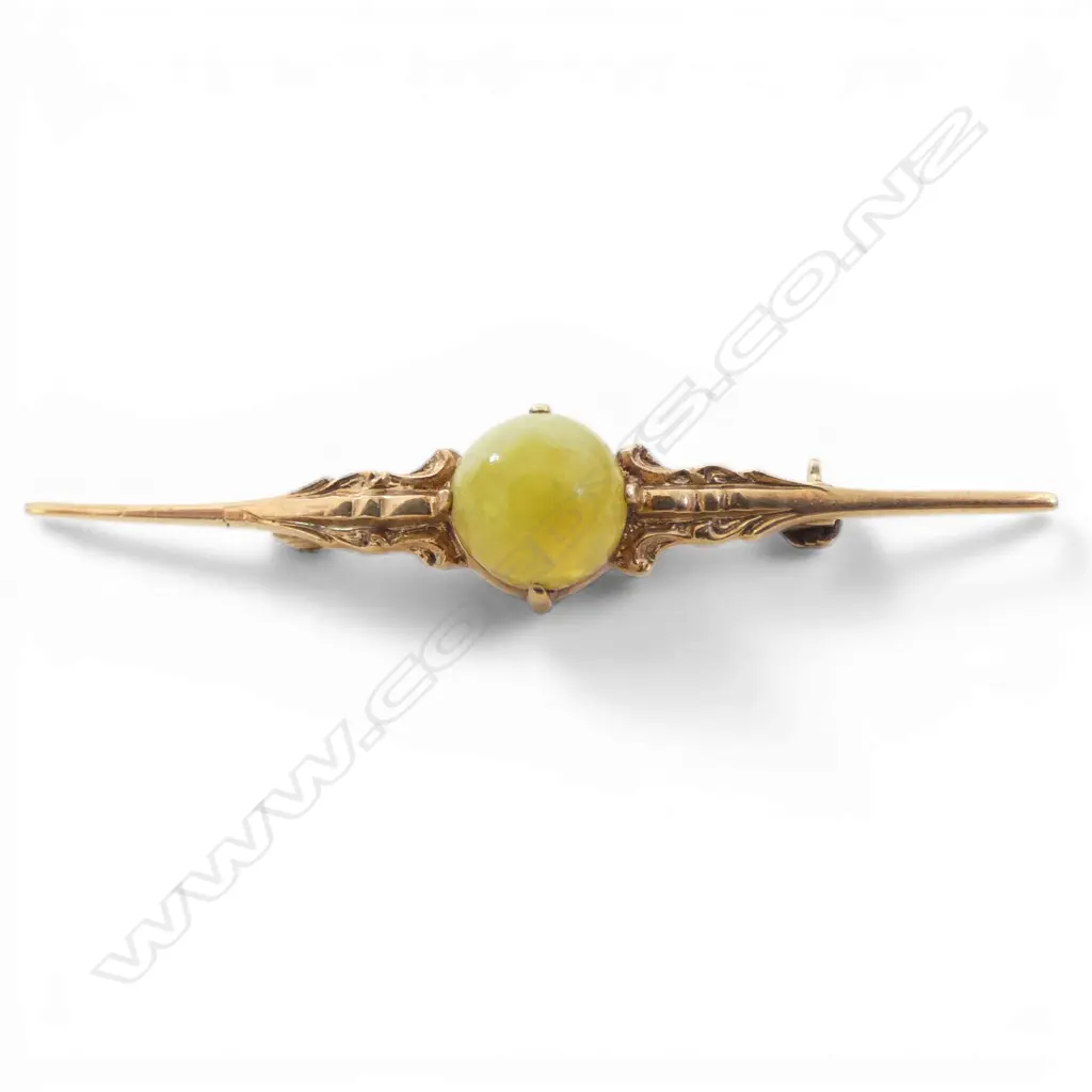 ANTIQUE 9CT JADE BAR BROOCH W.55mm, 2.9gms Image 1++