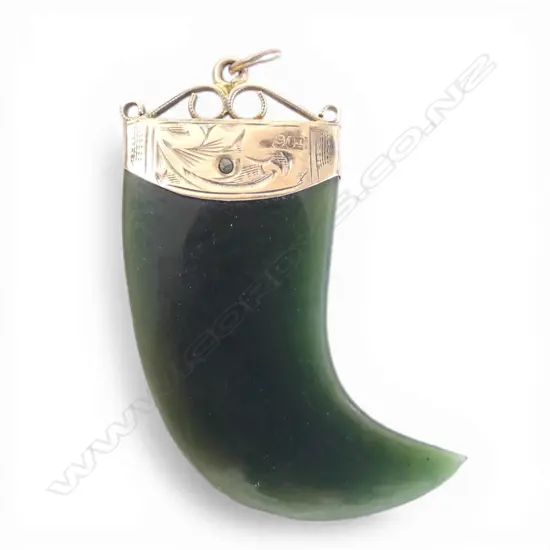 9ct ROSE GOLD MOUNTED POUNAMU 'CLAW' PENDANT