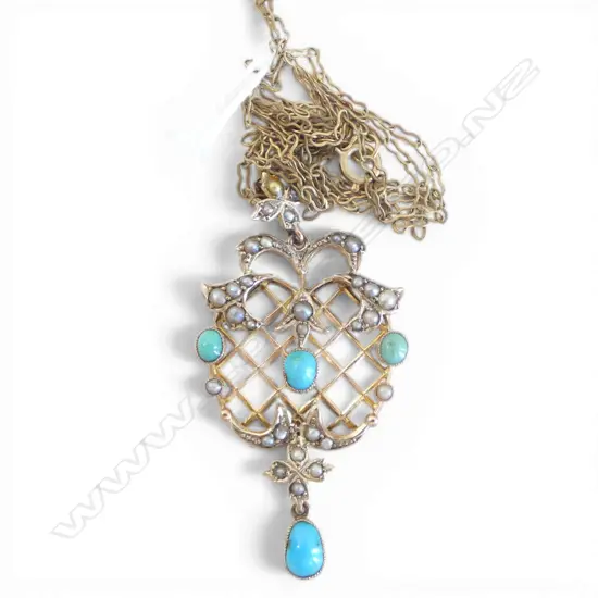 9CT EDWARDIAN TUQUOISE & SEED PEARL PENDANT NECKLACE, 4.4gms