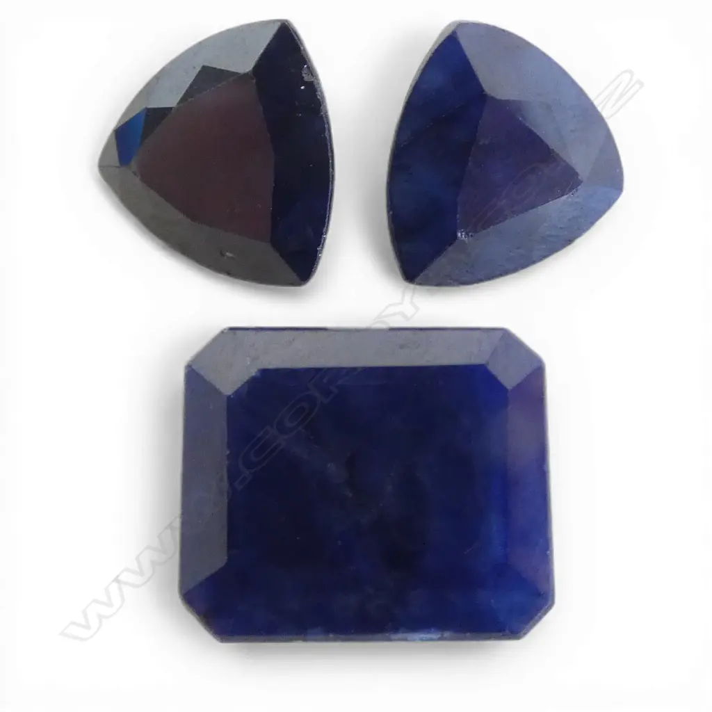 3 BLUE SAPPHIRE CUT GEMSTONES Image 1++