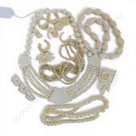 ASST. IVORY JEWELLERY INCL. 5 PCES w. 14CT GOLD THREAD