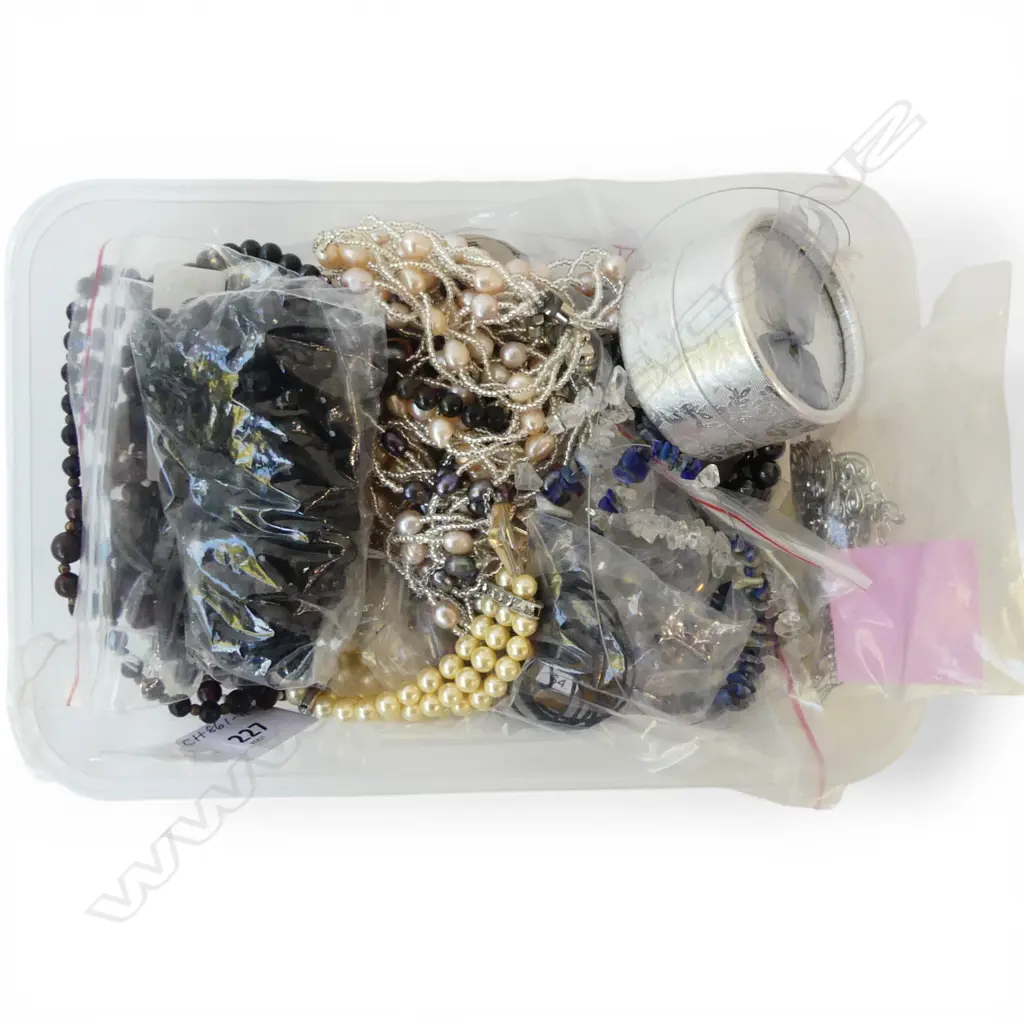 ASST. NECKLACES & BRACELETS, STRUNG OBSIDIAN BEADS ETC Image 1++