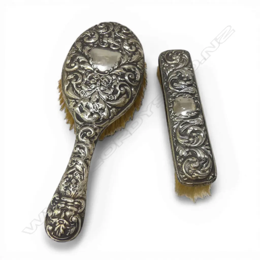 2 STG SILVER BRUSHES, BIRMINGHAM 1908 Image 1++