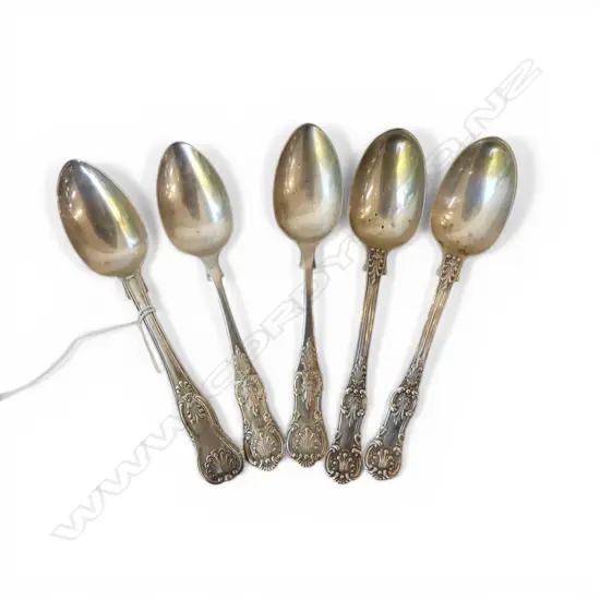 4 VICTORIAN SPOONS + LONDON, EXETER & LONDON MAKES, 112gms