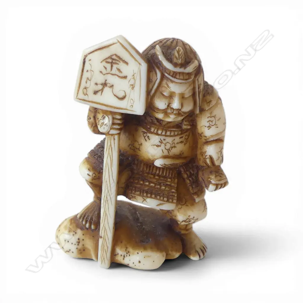 JAPANESE CARVED IVORY NETSUKE Samurai SIGNED H.43mm Image 1++